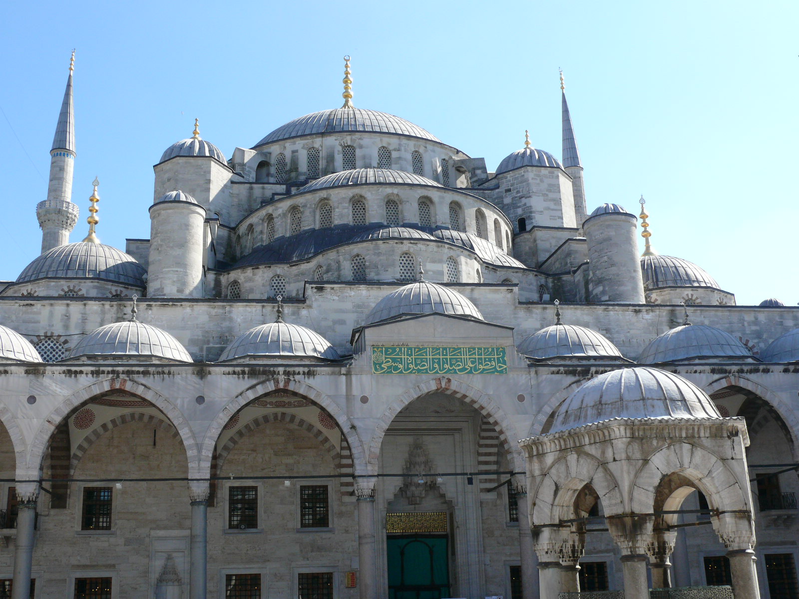 Blue mosque (Oct 2013) main image